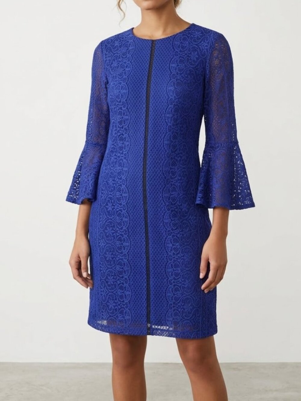 Gabby Skye Royal Blue Lace Bell Sleeve Shirt Dress Size 10 Cocktail Dress Luxury